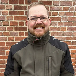 Christian Byrial Comlossy, Graver ved Allerslev Kirkegård